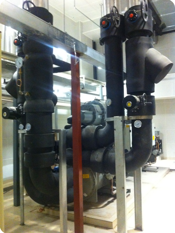 Black Rubber Foam Insulation Pipe